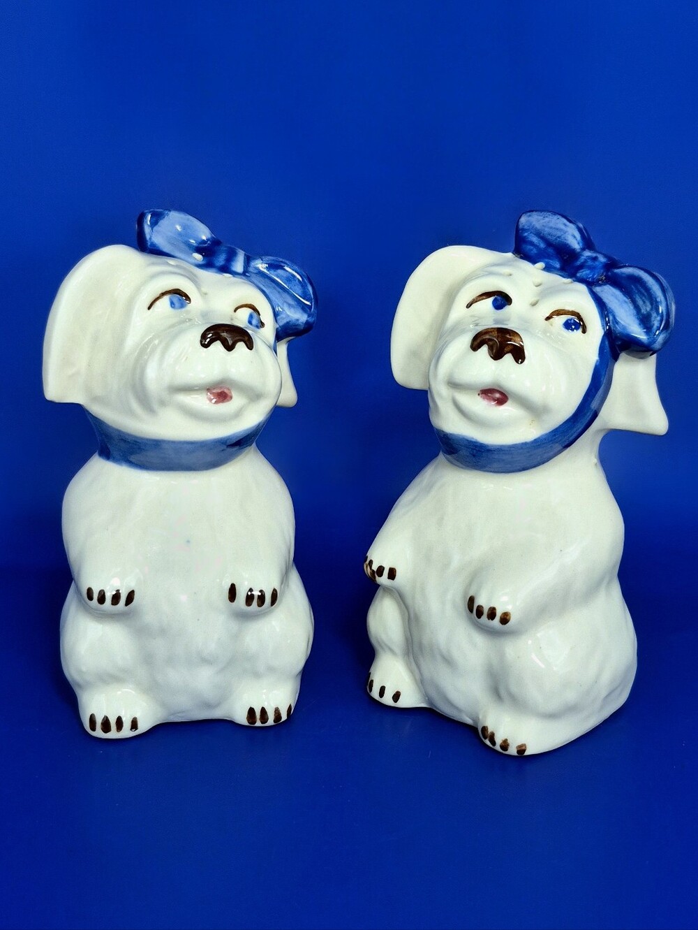 1940s Shawnee Pottery Muggsy Toothache Dog Large Range Salt Pepper Shakers